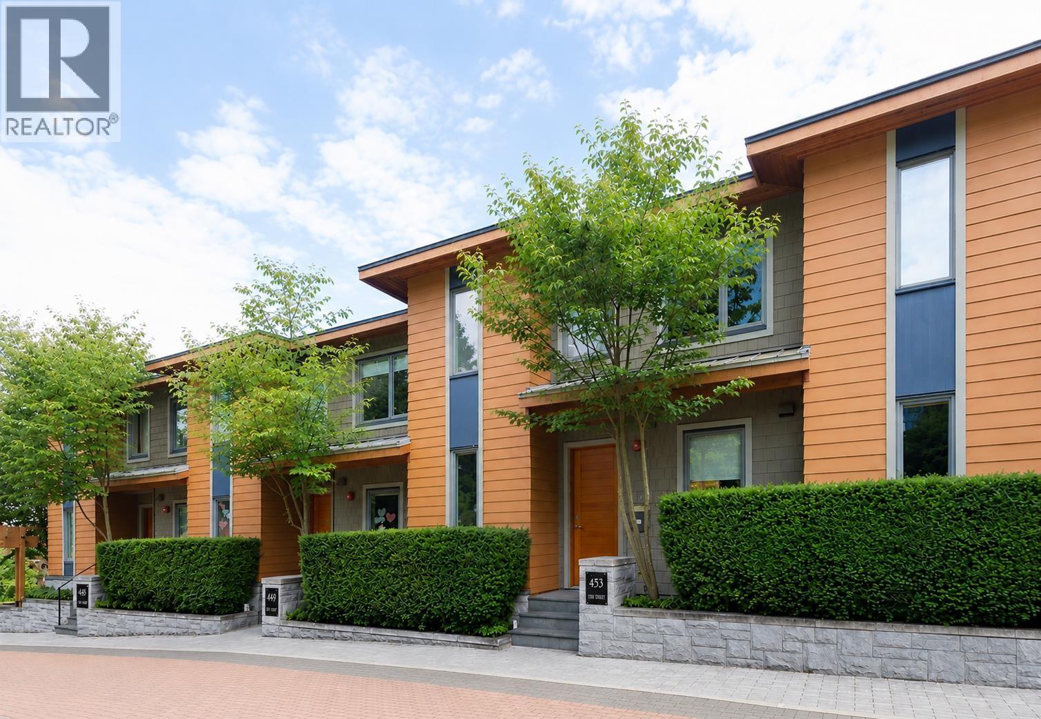 453 13TH Street, West Vancouver