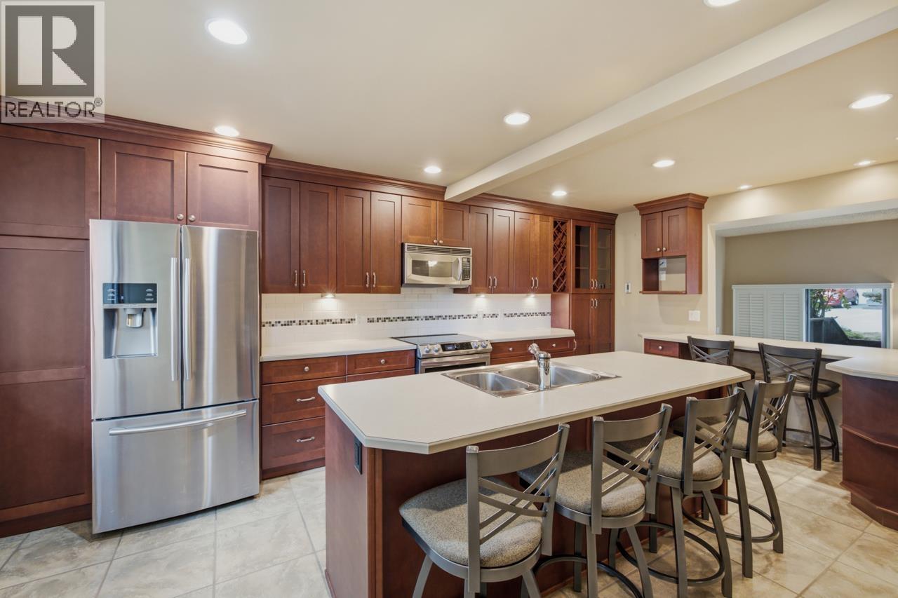 7 2990 Mariner Way, Coquitlam