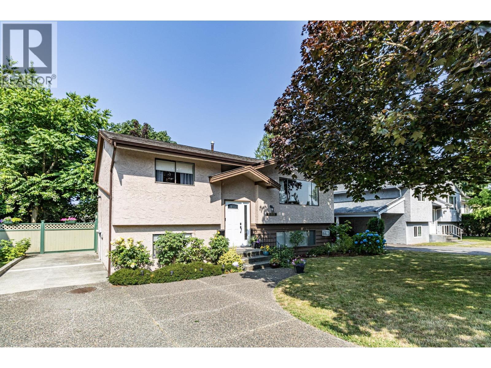 11809 230 Street, Maple Ridge