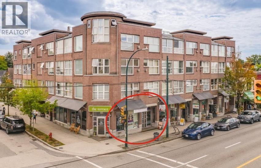 2704 W 4TH Avenue, Vancouver