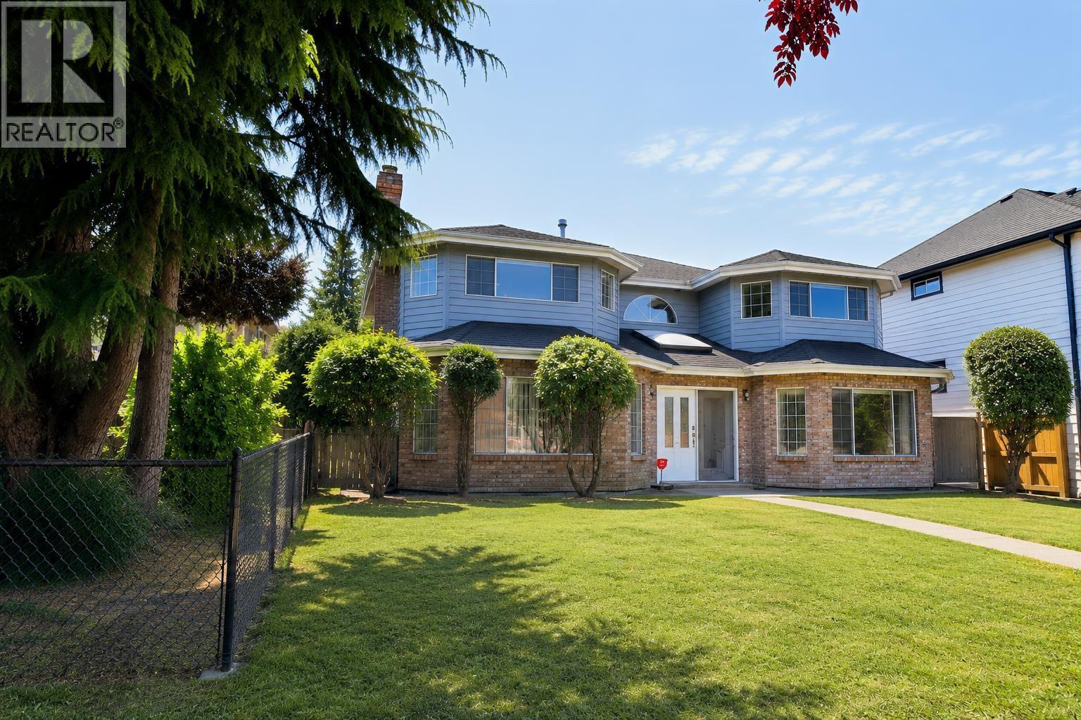 2718 Oliver Crescent, Vancouver