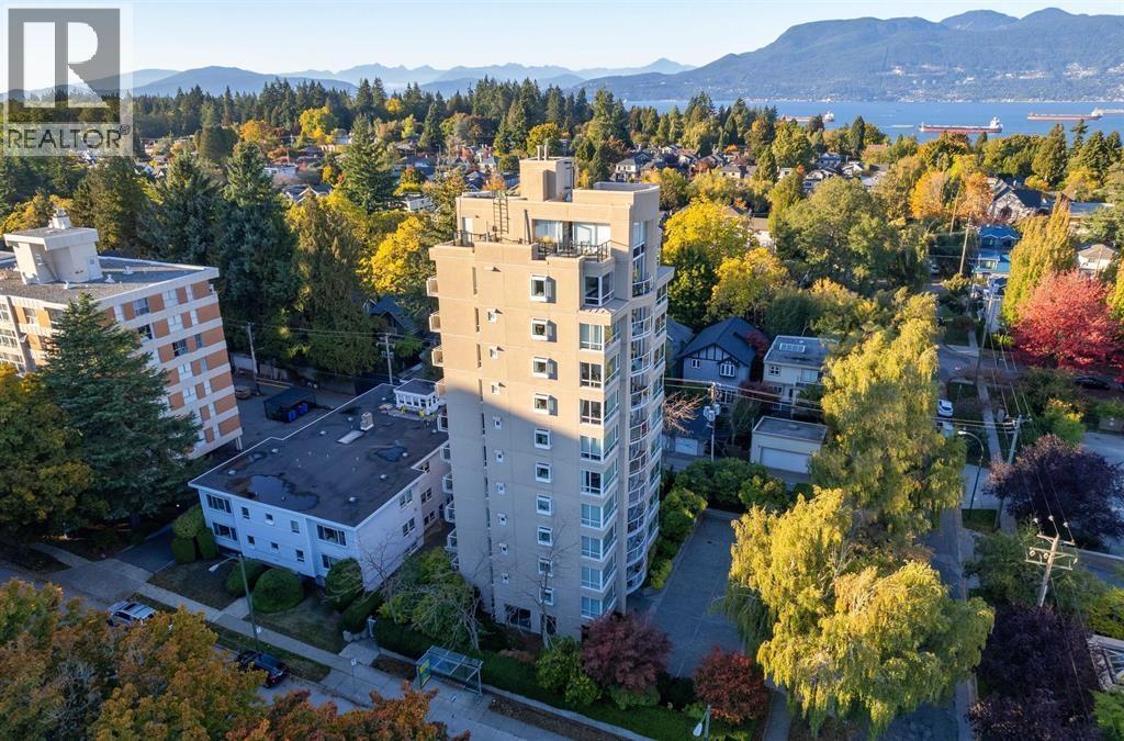10 2575 Tolmie Street, Vancouver