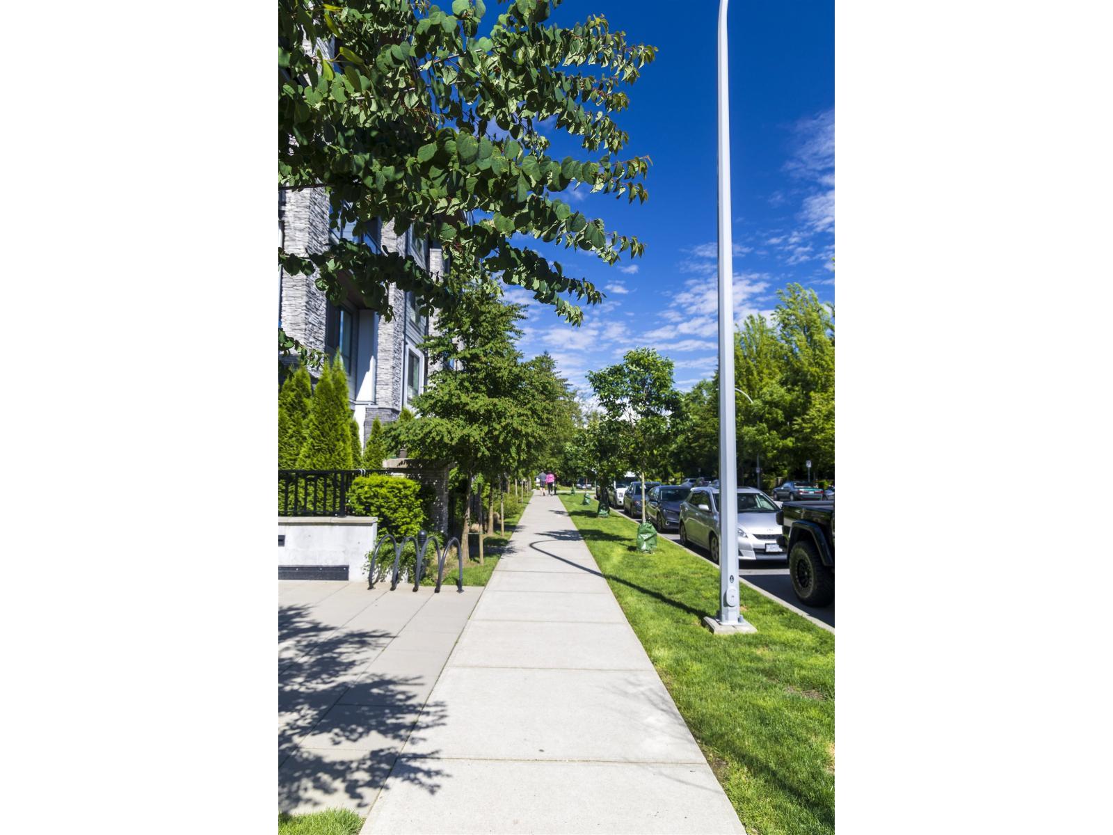 415 15351 101 Avenue, Surrey