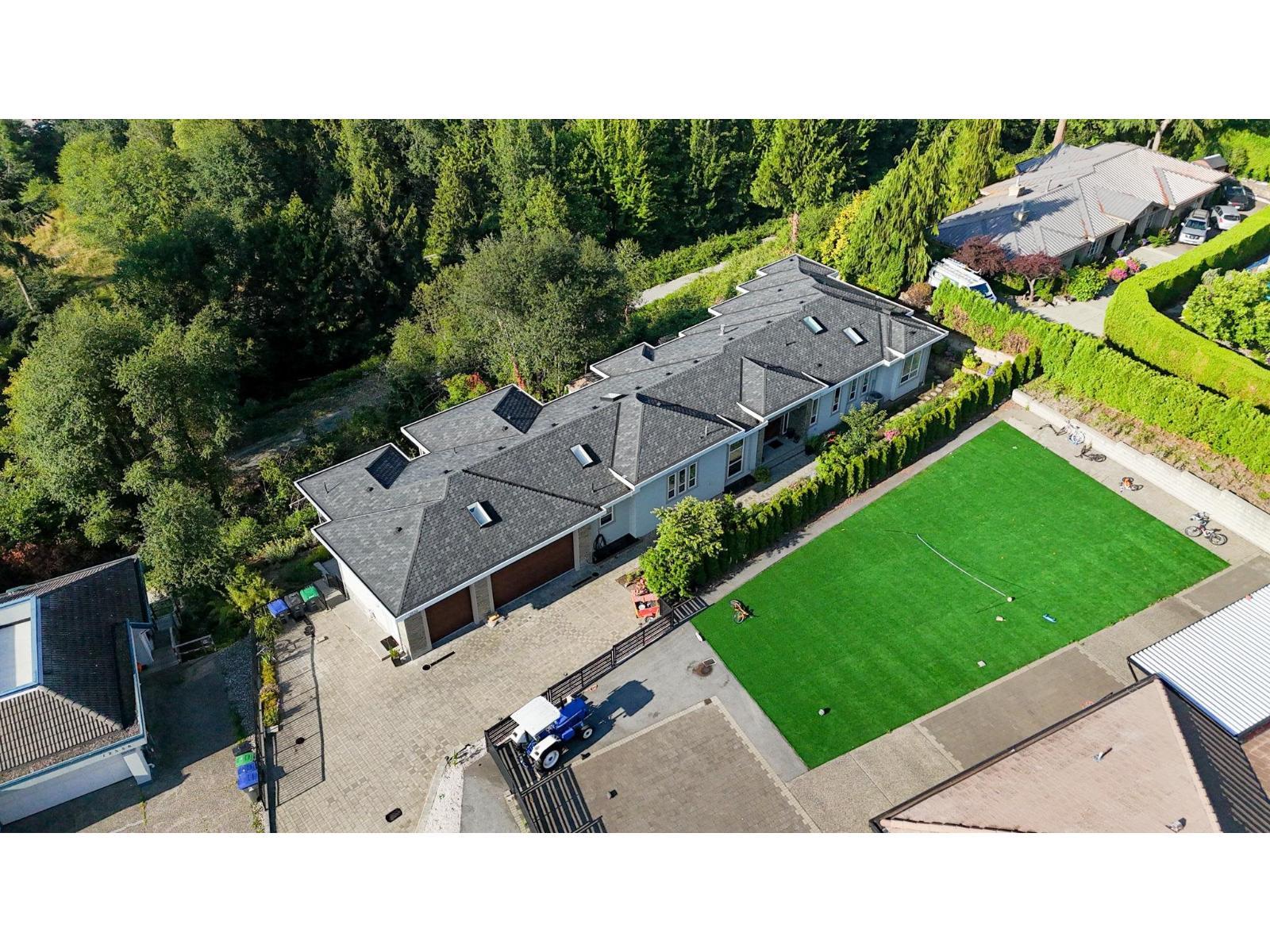 12528 52A Avenue, Surrey