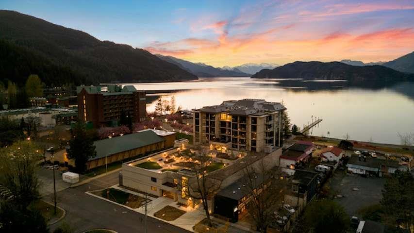 510 120 Esplanade Avenue, Harrison Hot Springs