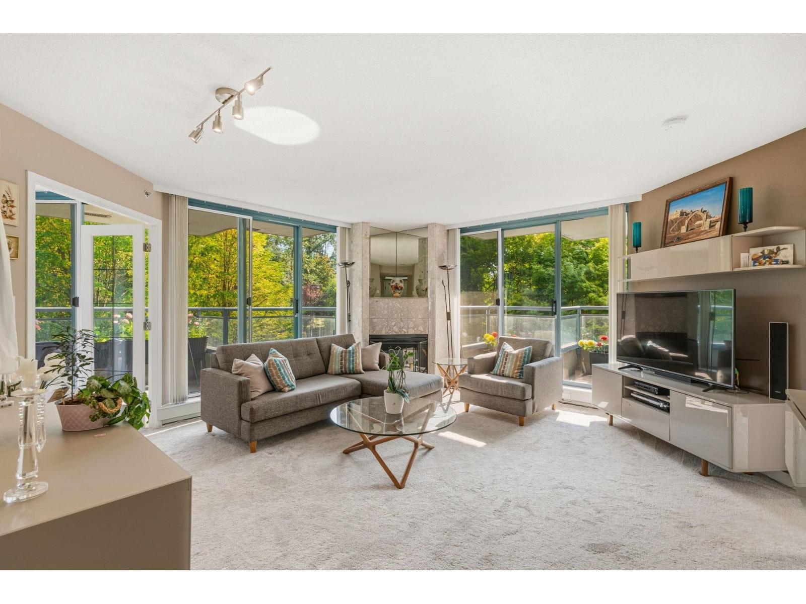203 13353 108 Avenue, Surrey
