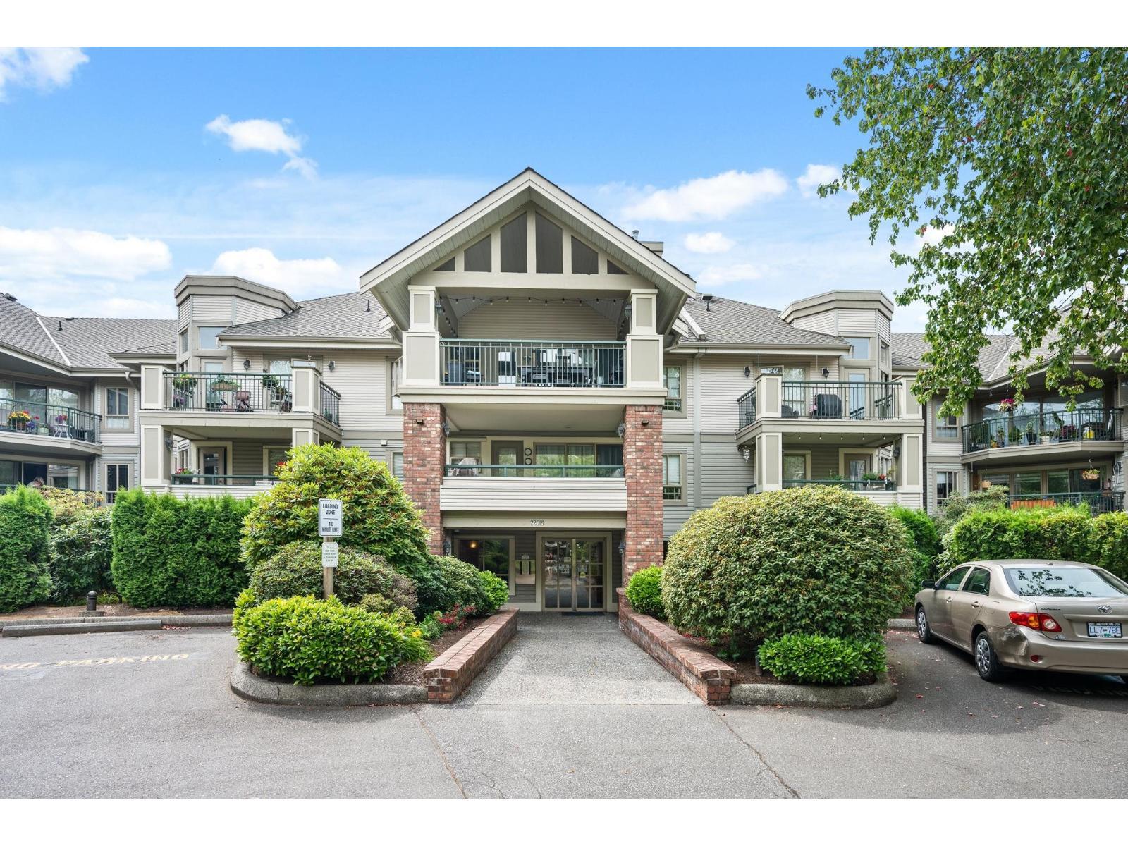202 22015 48 Avenue, Langley