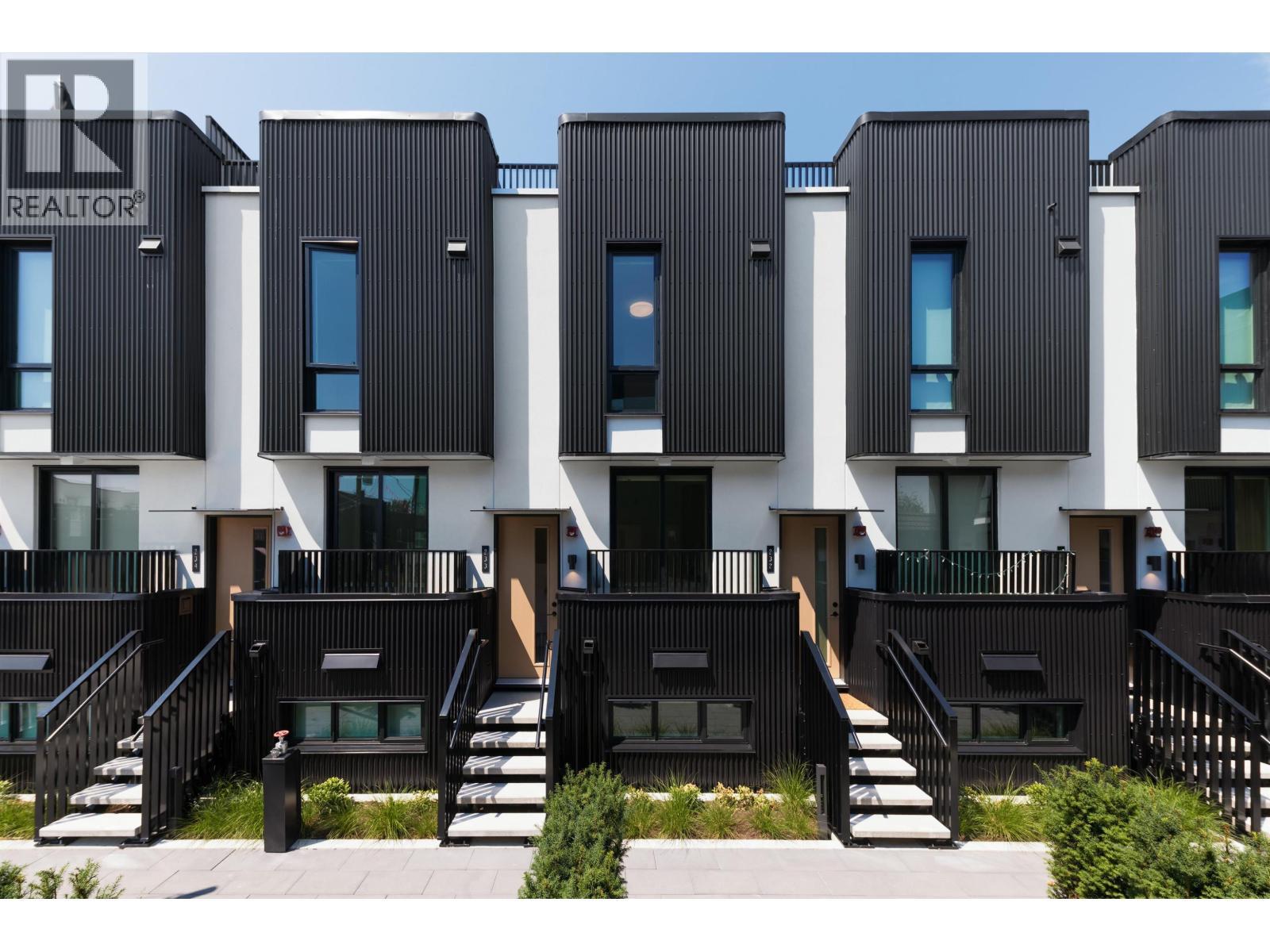 233 2830 Nanaimo Street, Vancouver