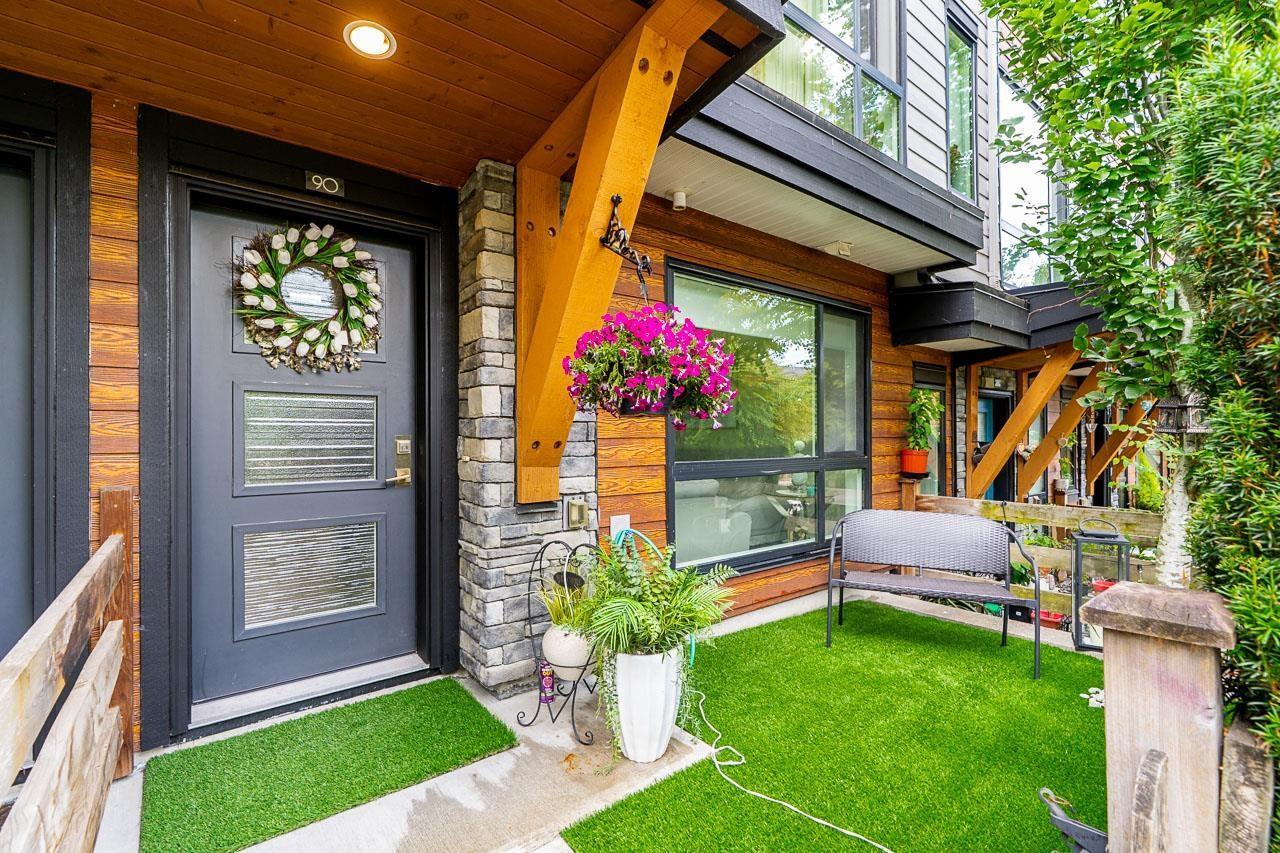 90 16488 64 Avenue, Surrey