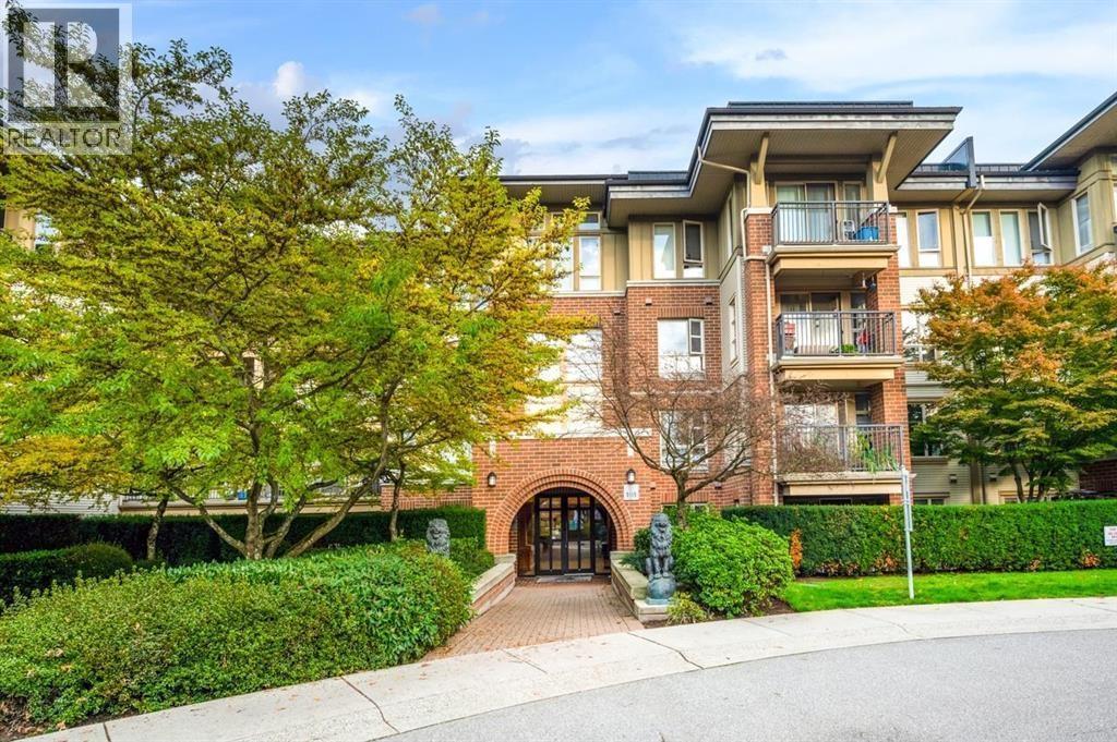 1420 5115 Garden City Road, Richmond