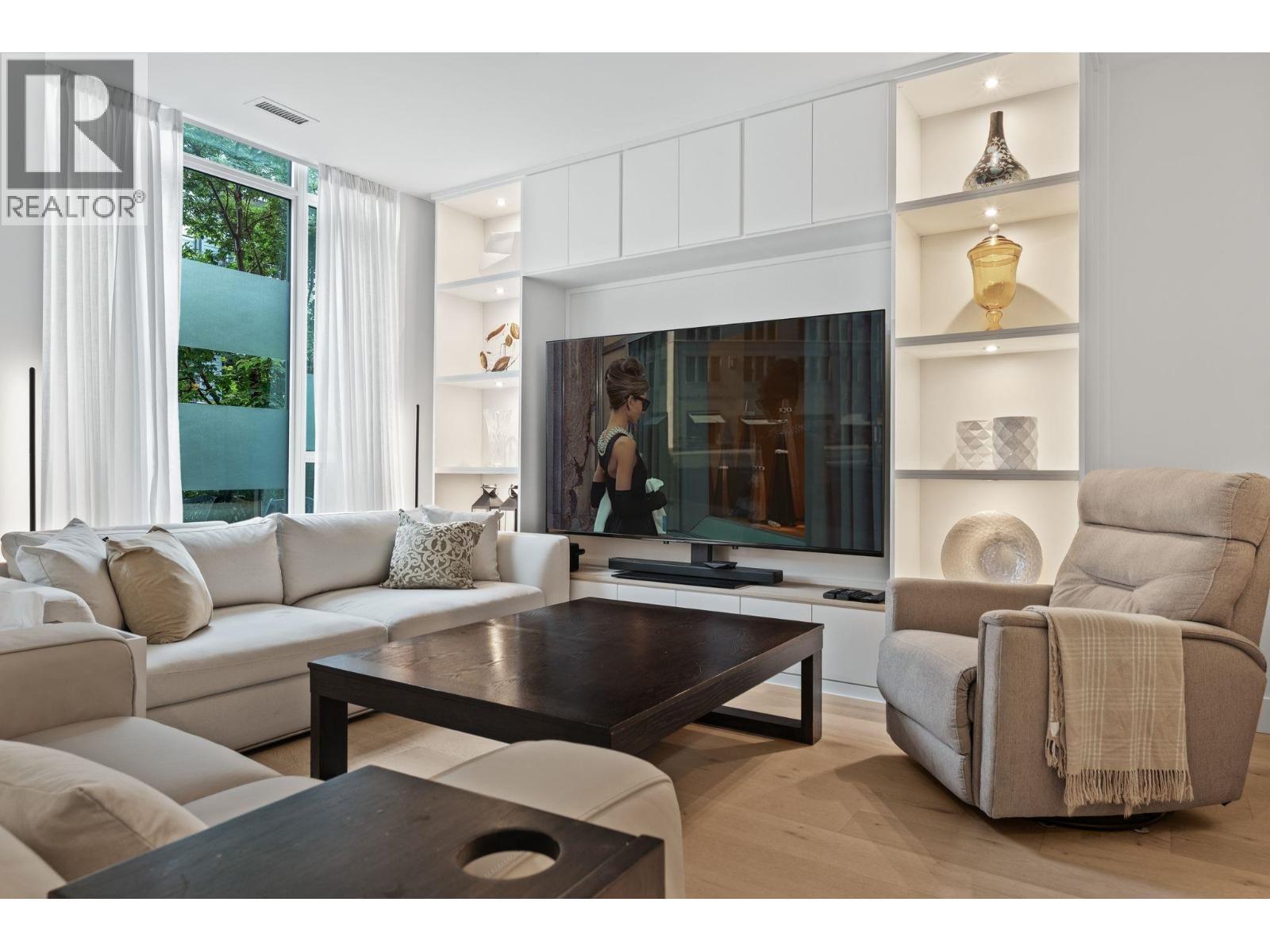 2781 Library Lane, North Vancouver