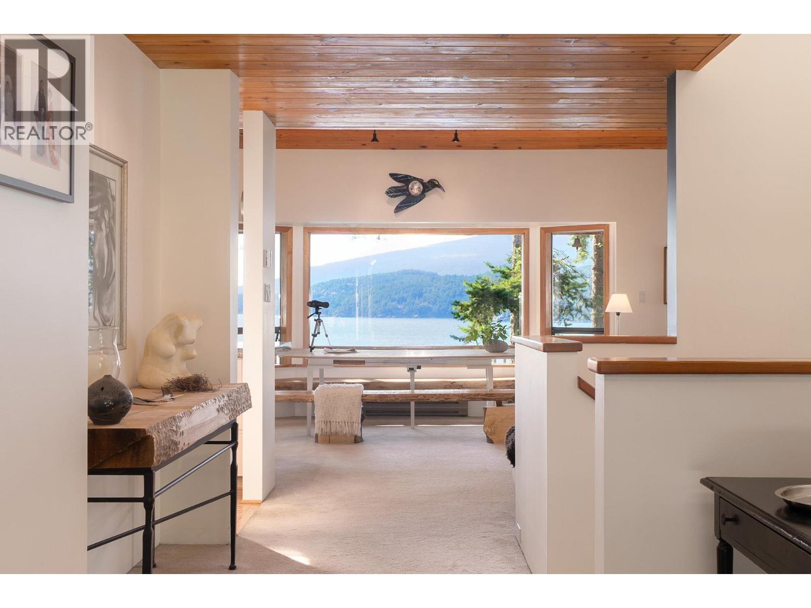 990 Windjammer Road, Bowen Island