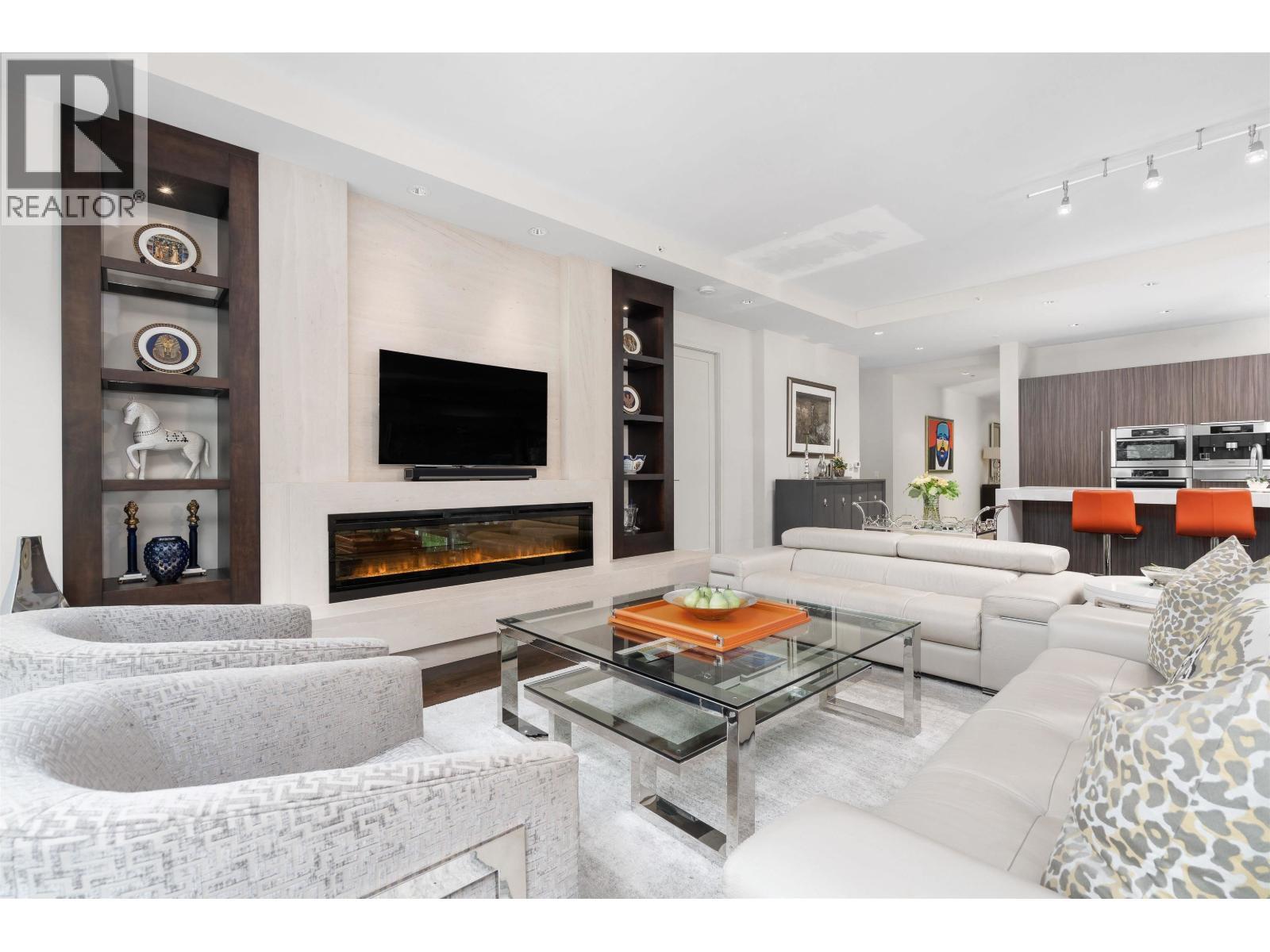 202 181 Athletes Way, Vancouver
