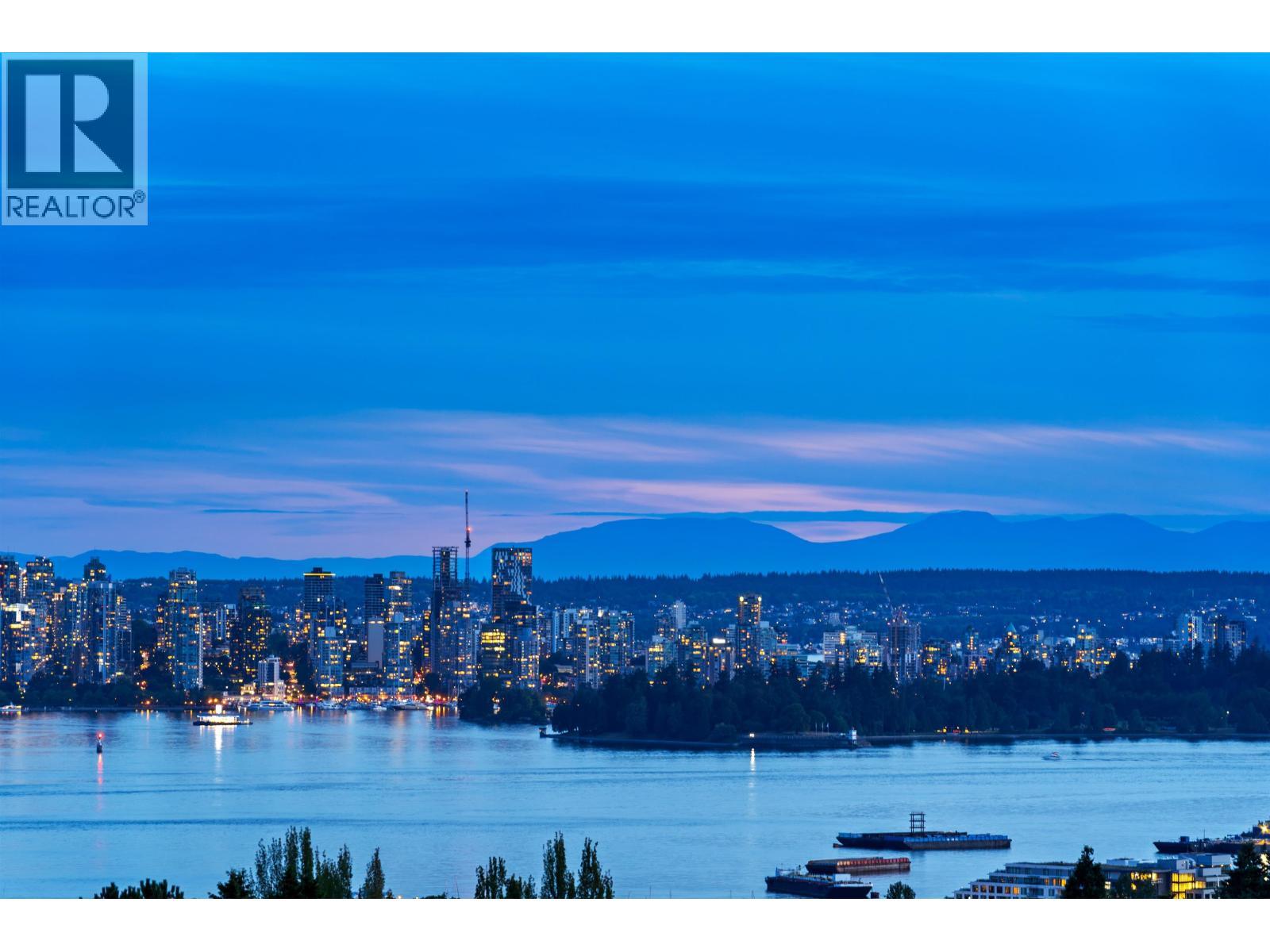 801 120 W 16TH Street, North Vancouver