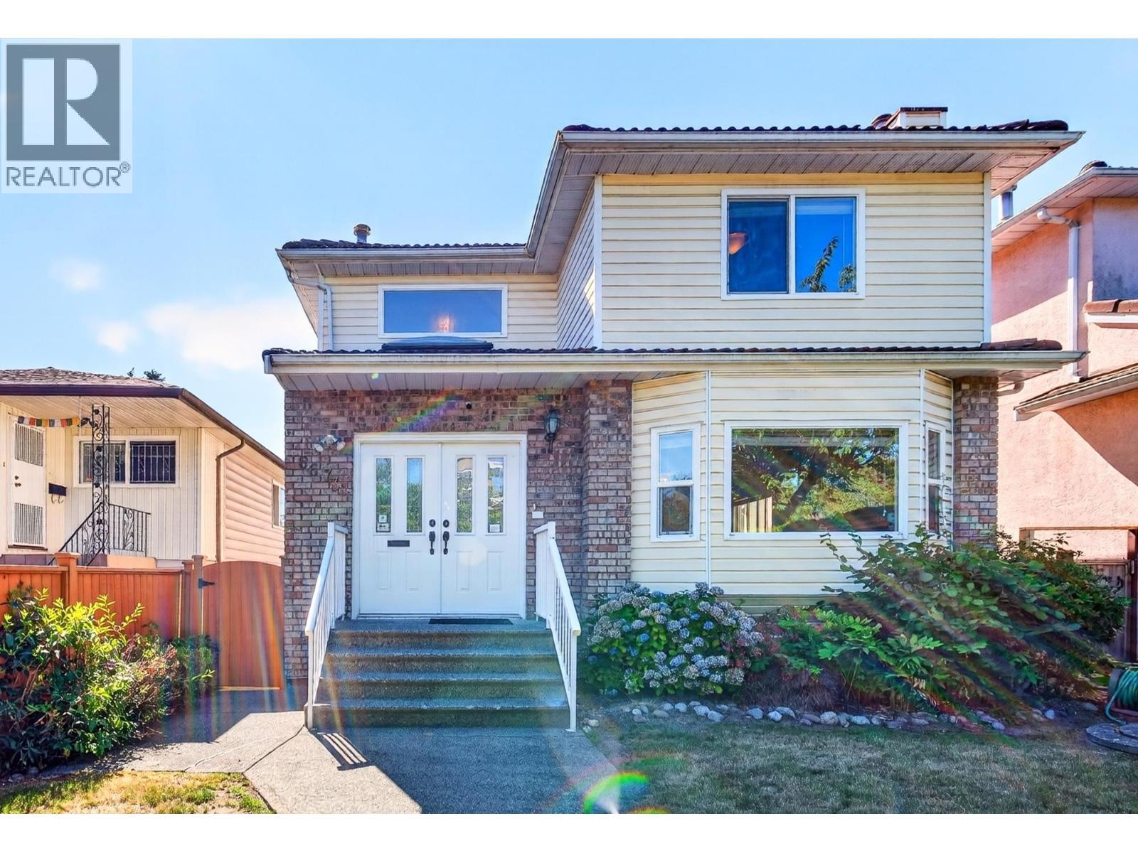 6673 Gladstone Street, Vancouver