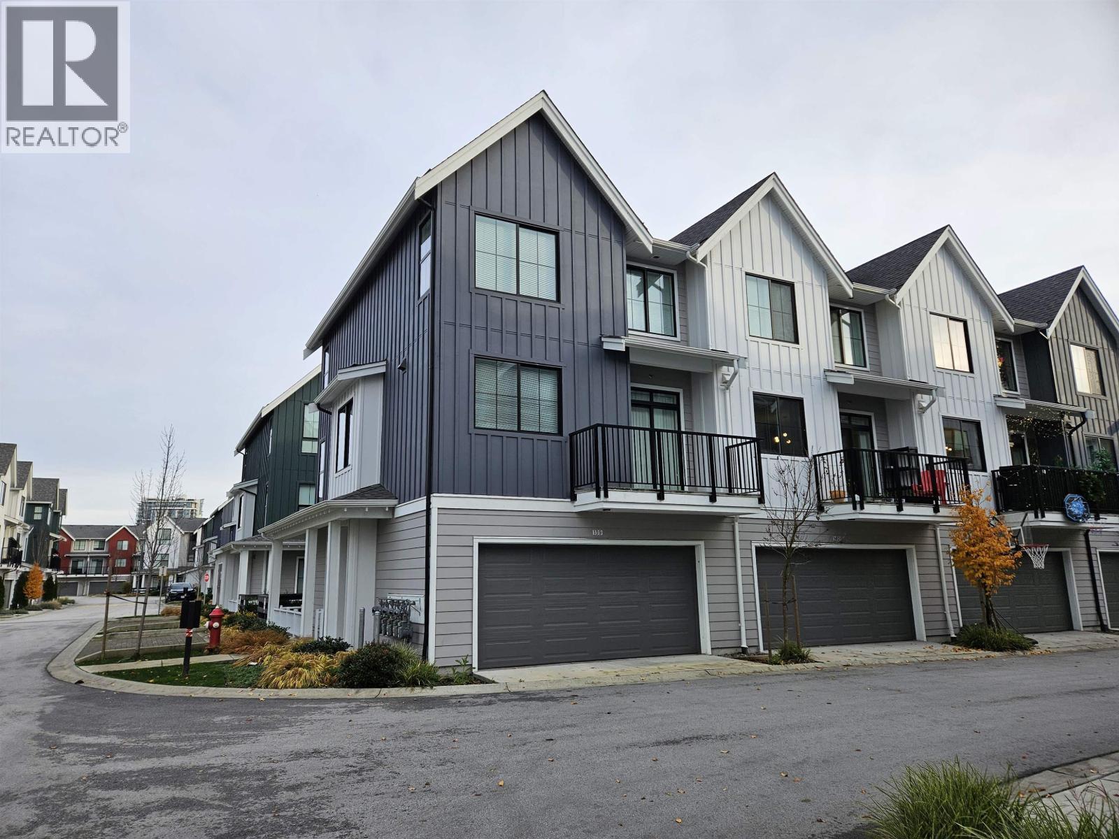 139 488 Furness Street, New Westminster