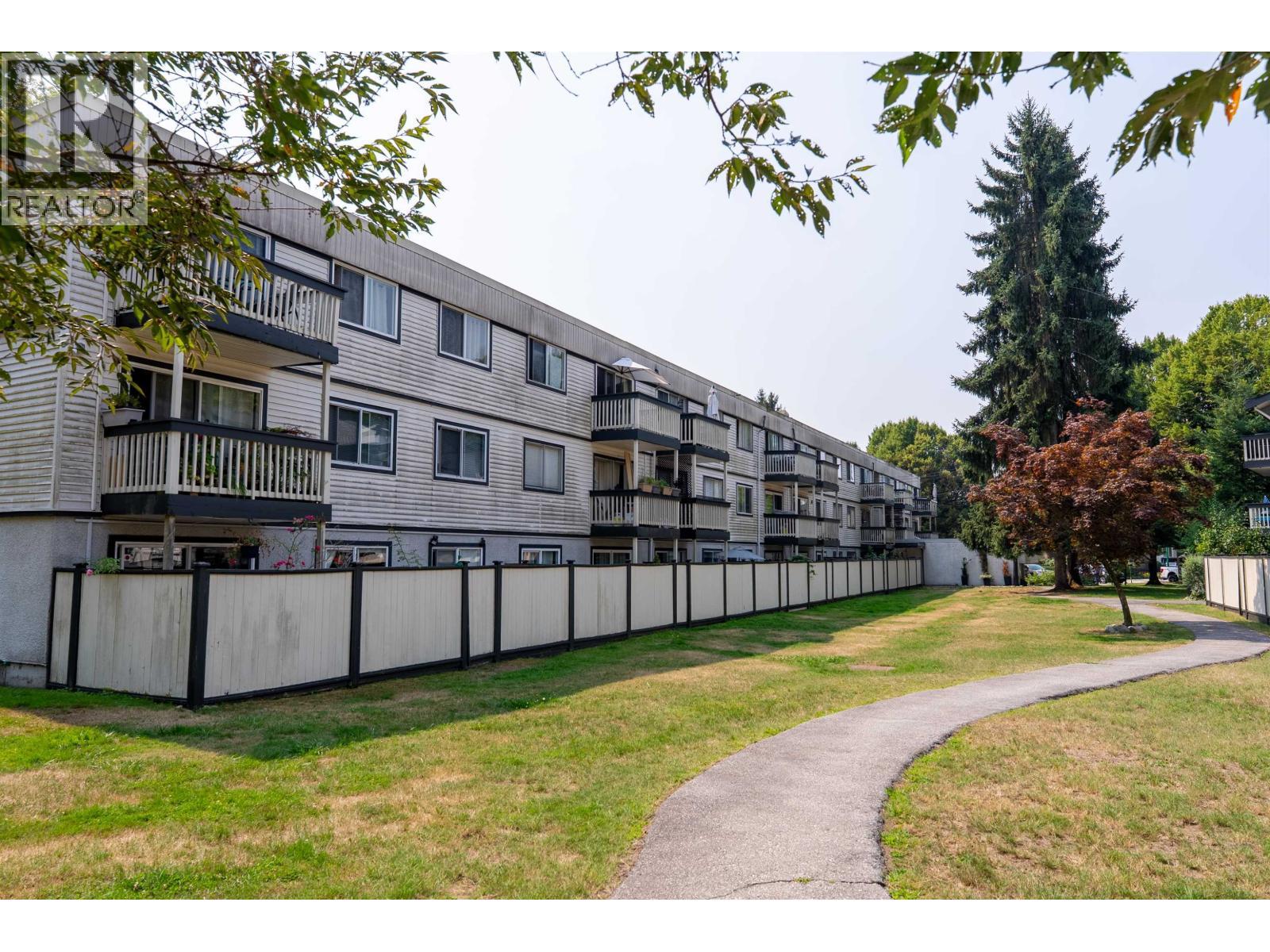 316 780 Premier Street, North Vancouver