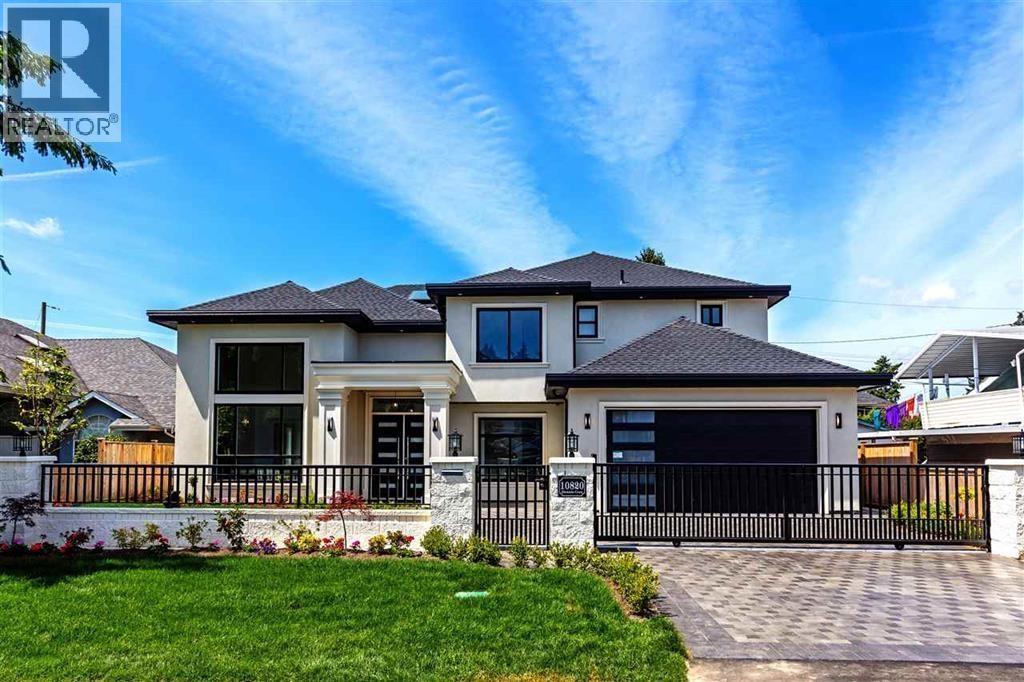 10820 Dennis Crescent, Richmond