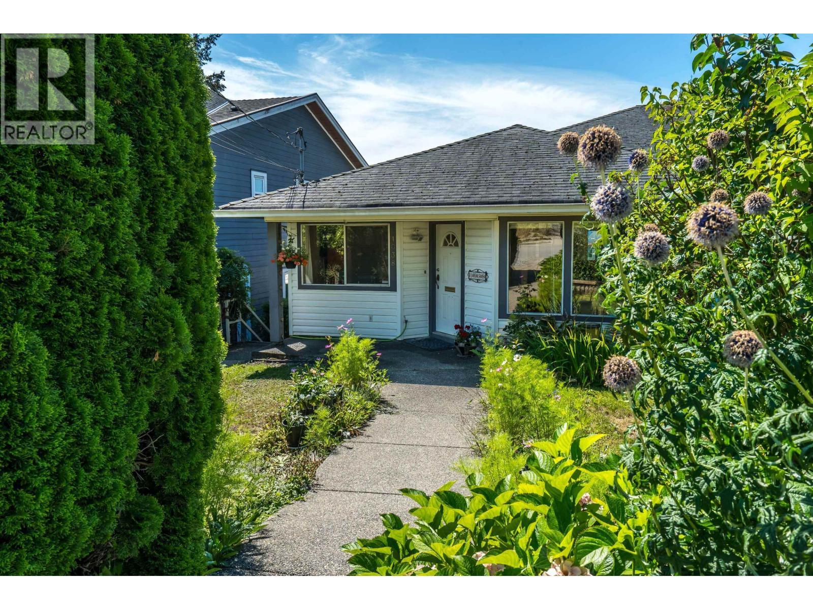 1038 Walls Avenue, Coquitlam