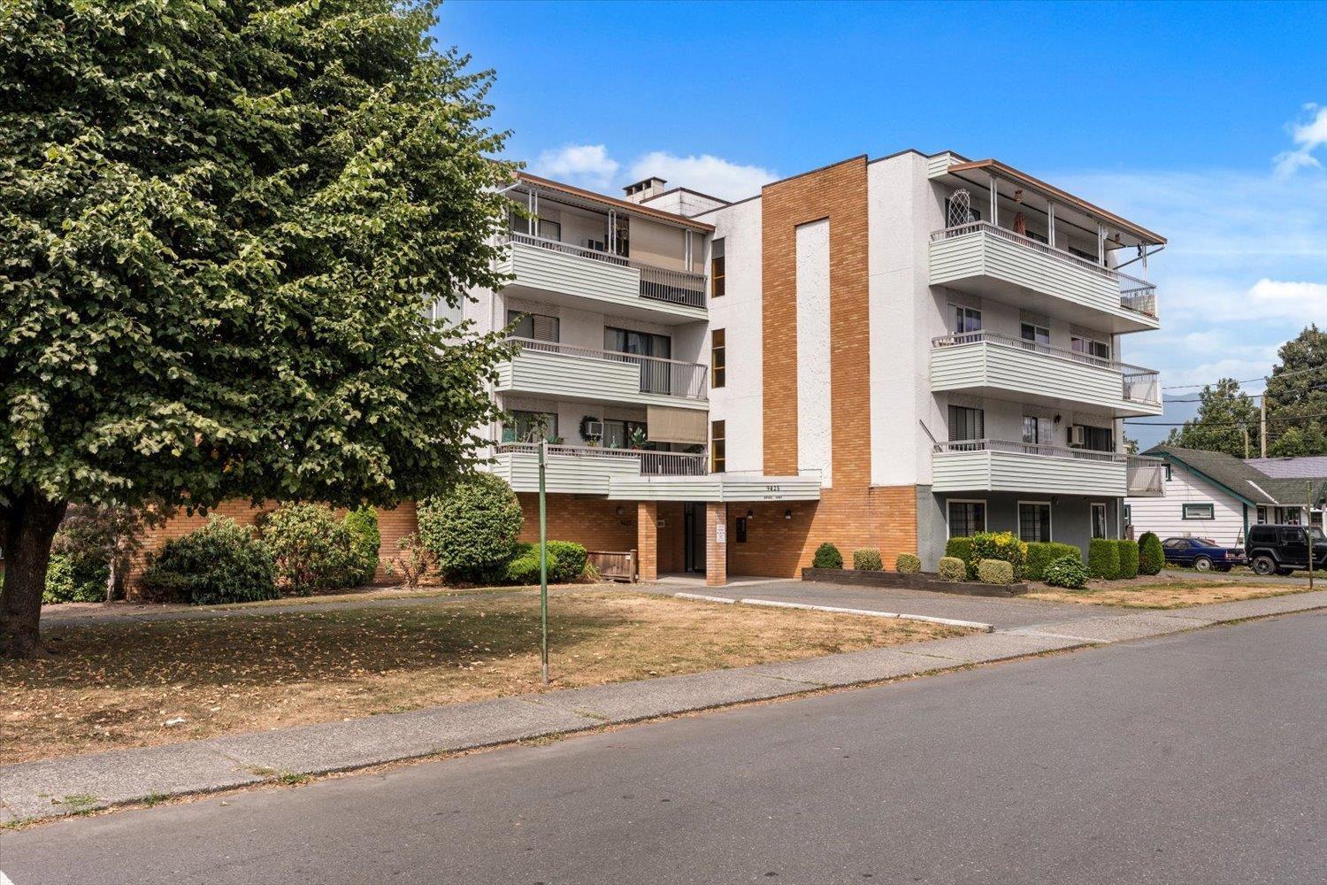 303 9425 Nowell Street, Chilliwack