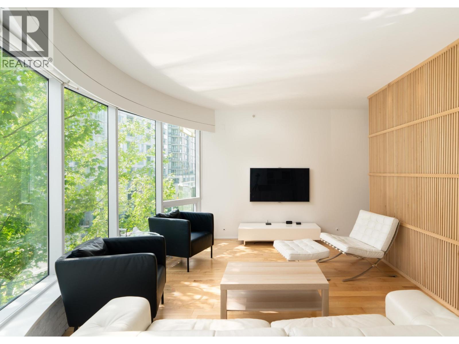 406 1661 Ontario Street, Vancouver