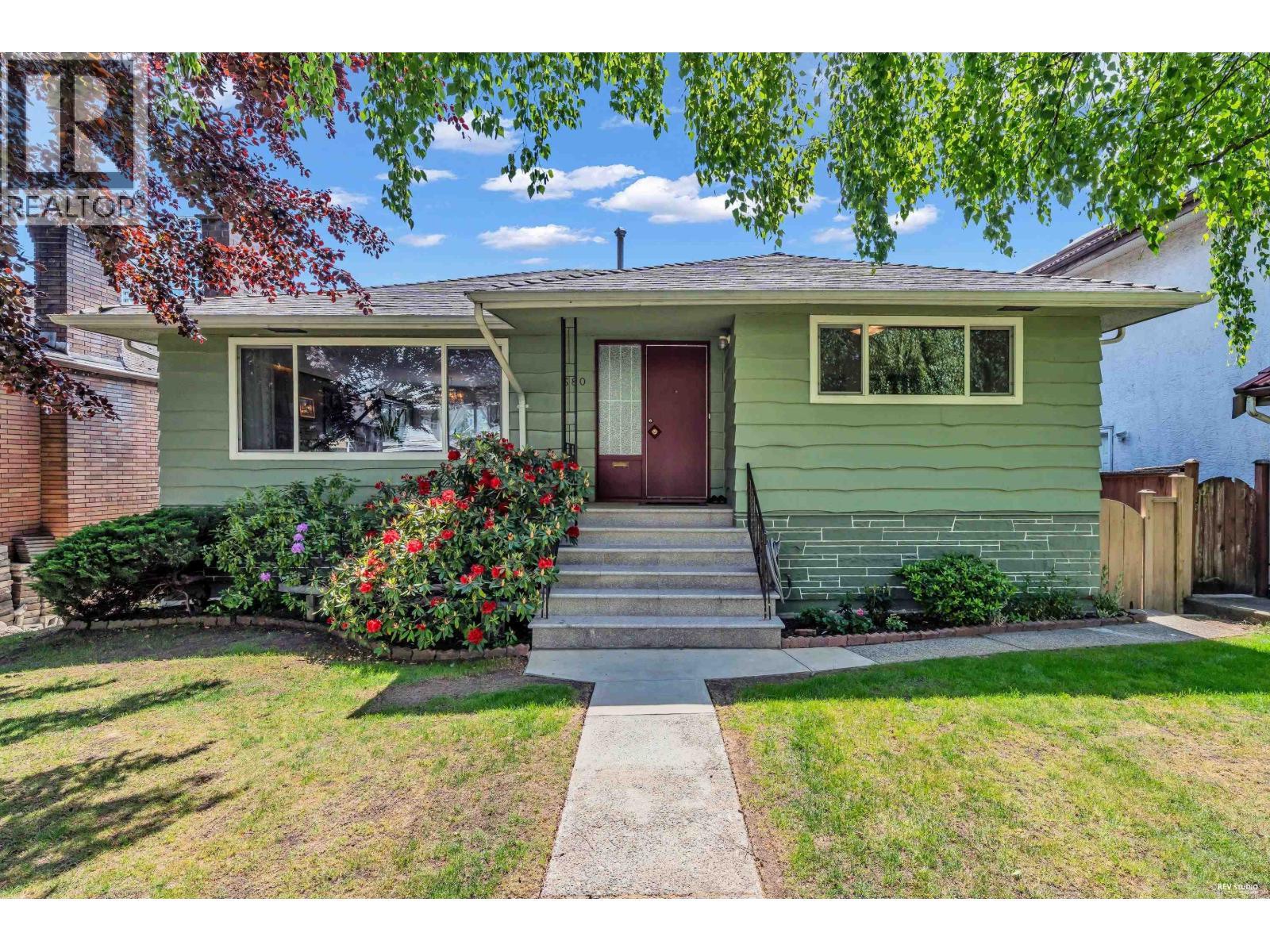 580 W 64TH Avenue, Vancouver