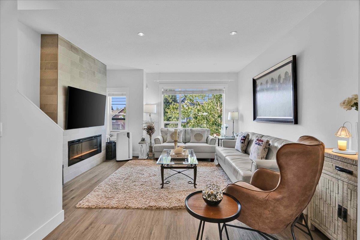 20 16337 23A Avenue, Surrey