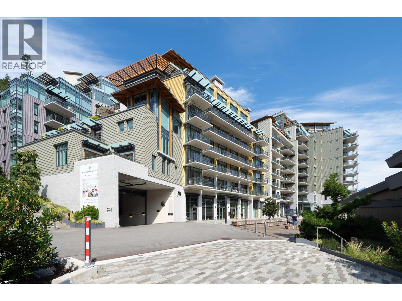 305 6707 Nelson Avenue, West Vancouver