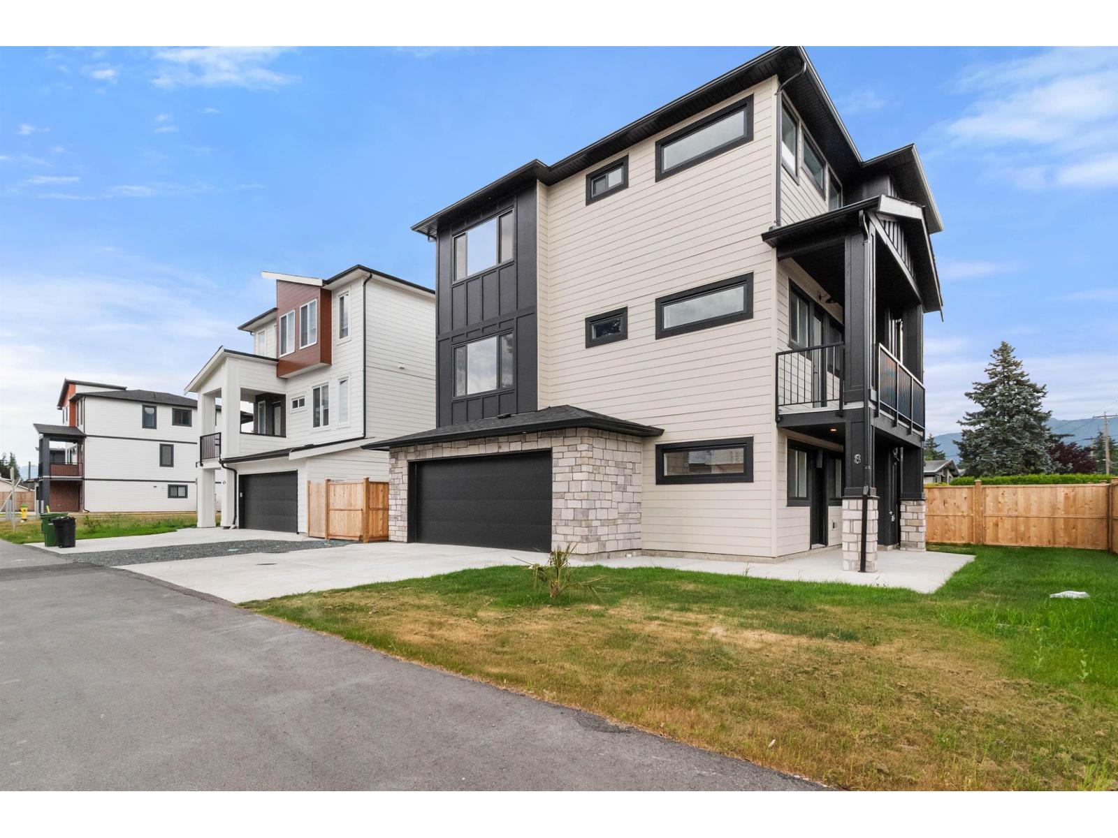 8 45141 Watson Road, Chilliwack