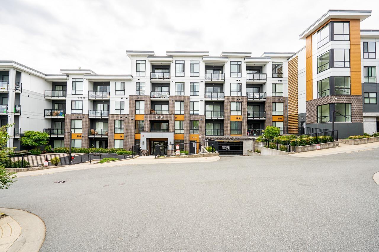 B004 20087 68 Avenue, Langley