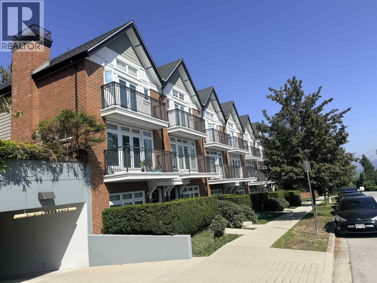 22 5655 Chaffey Avenue, Burnaby