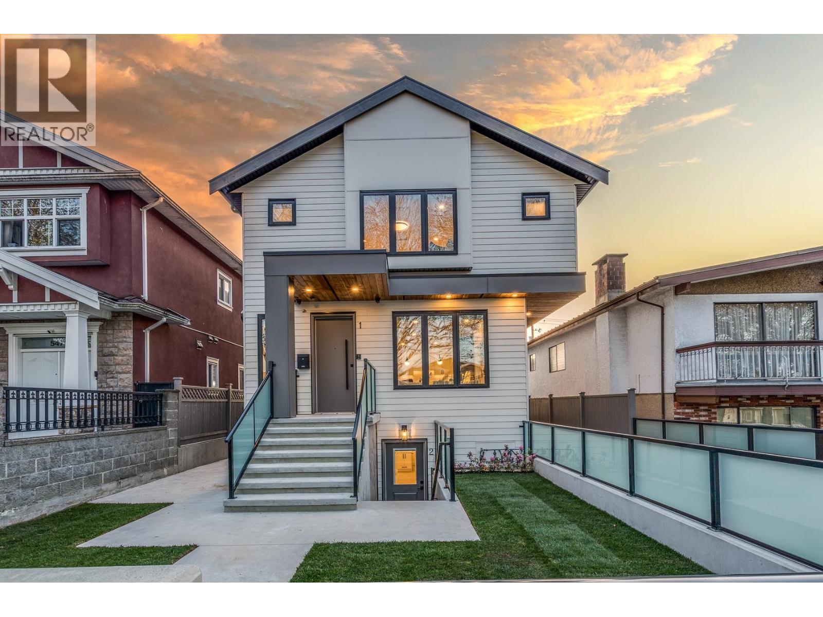 1 5461 Rhodes Street, Vancouver