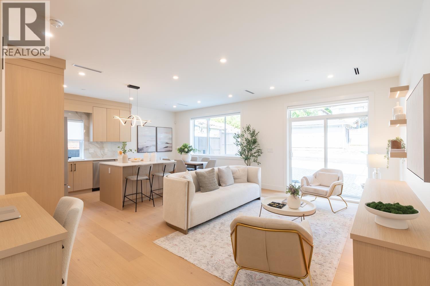 2 3613 Turner Street, Vancouver