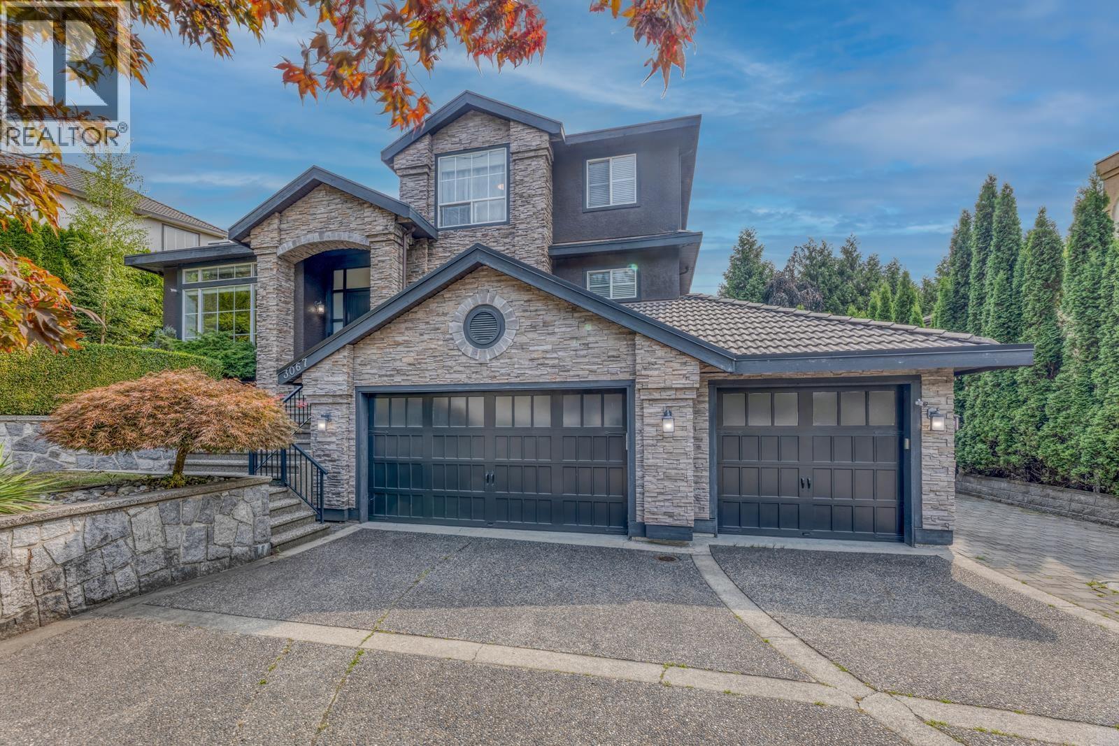 3067 Plateau Boulevard, Coquitlam