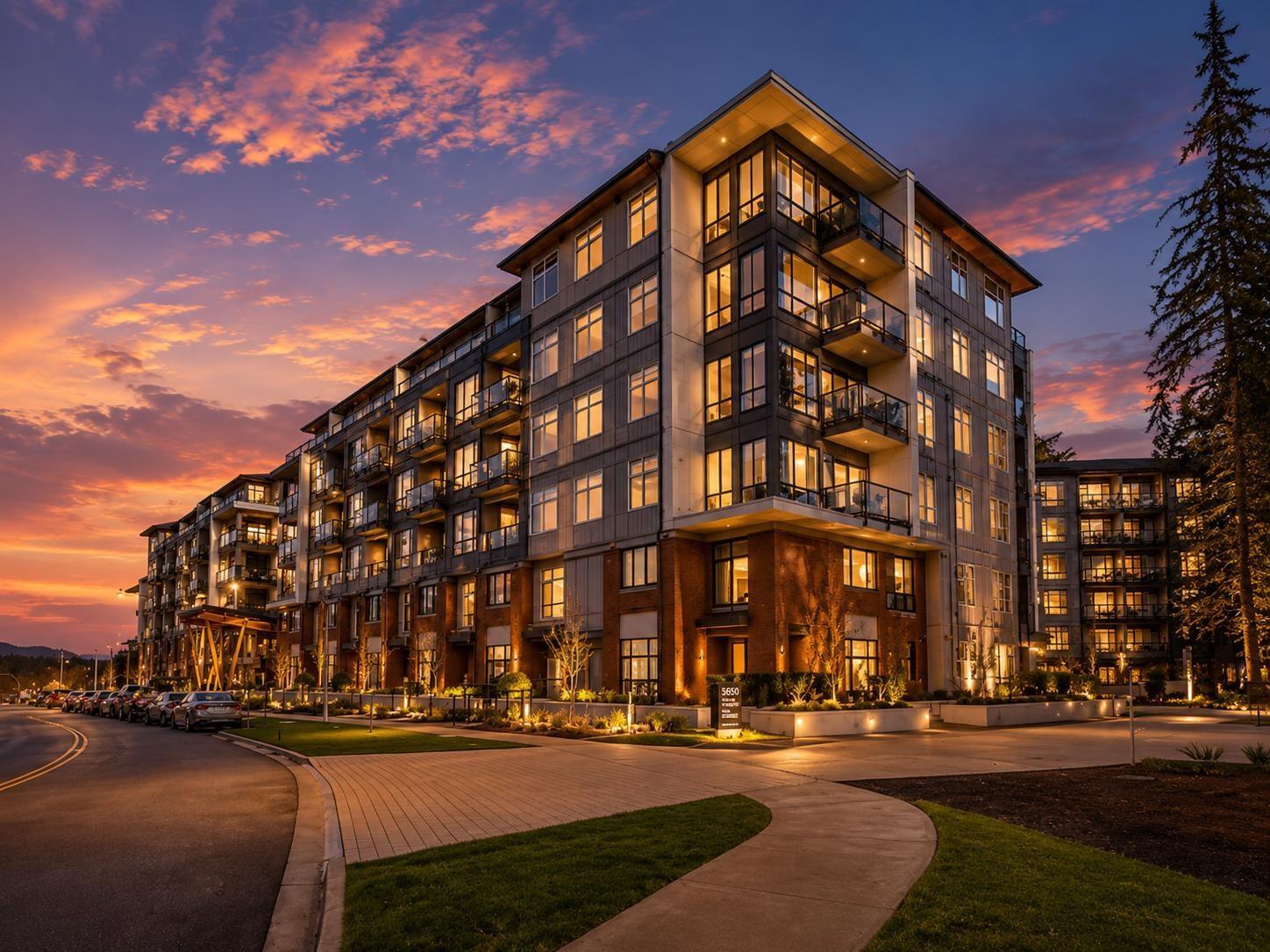 207 3528 146A Street, Surrey