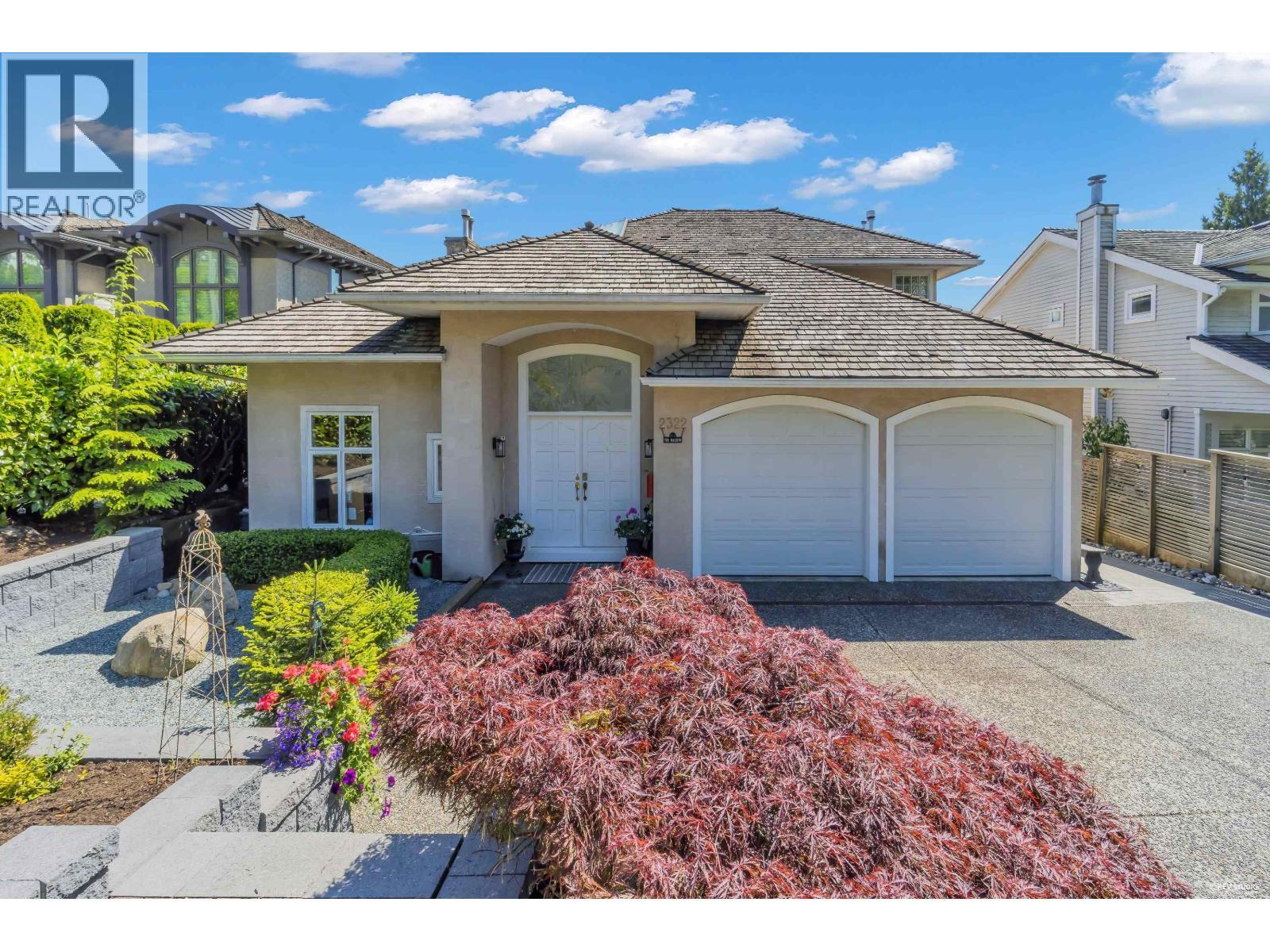 2322 Lawson Avenue, West Vancouver