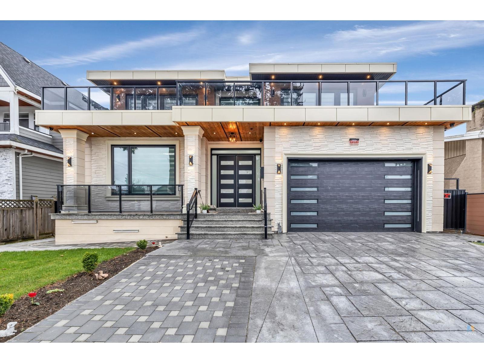 12621 89A Avenue, Surrey