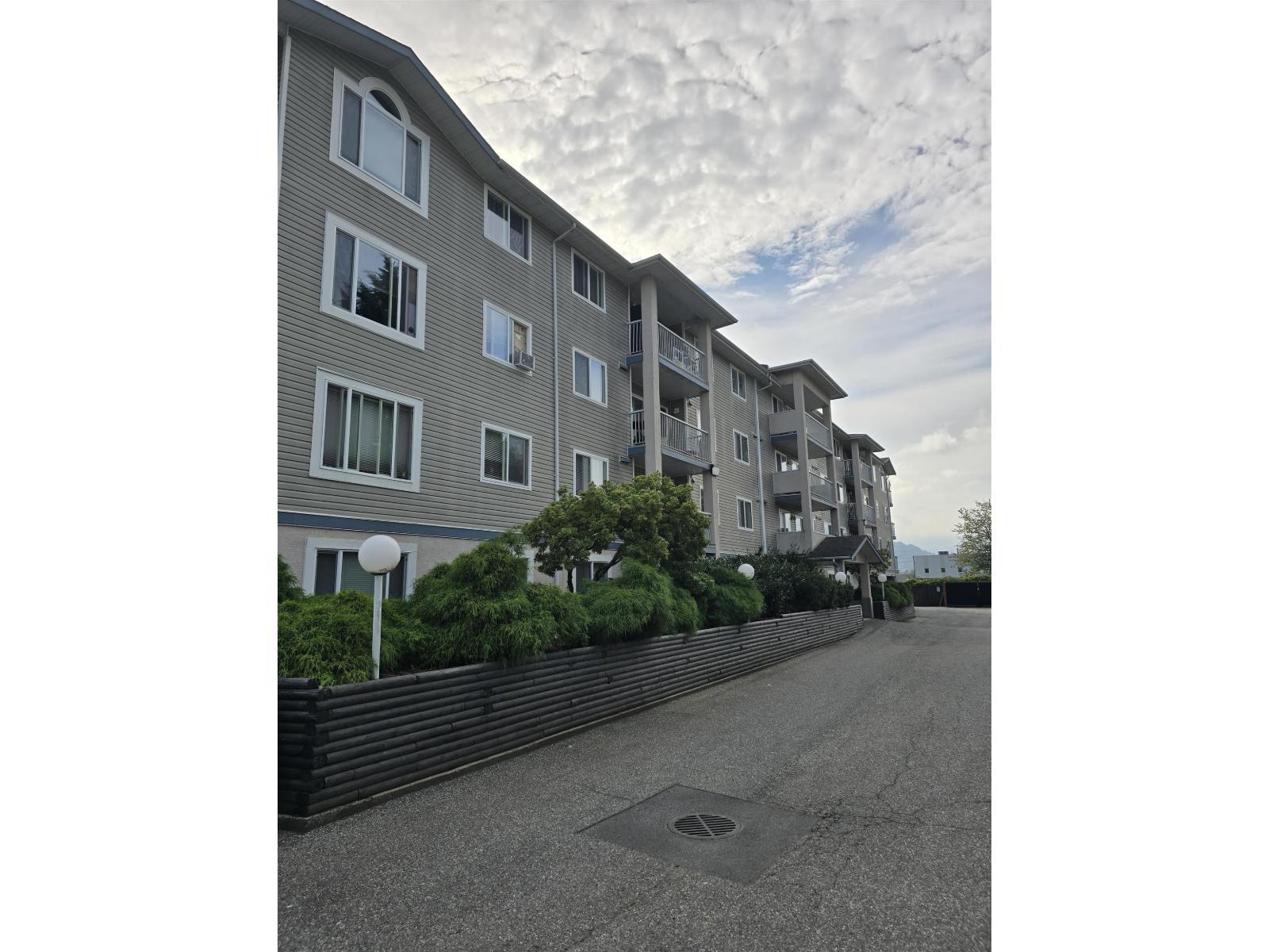 103 8537 Young Road, Chilliwack