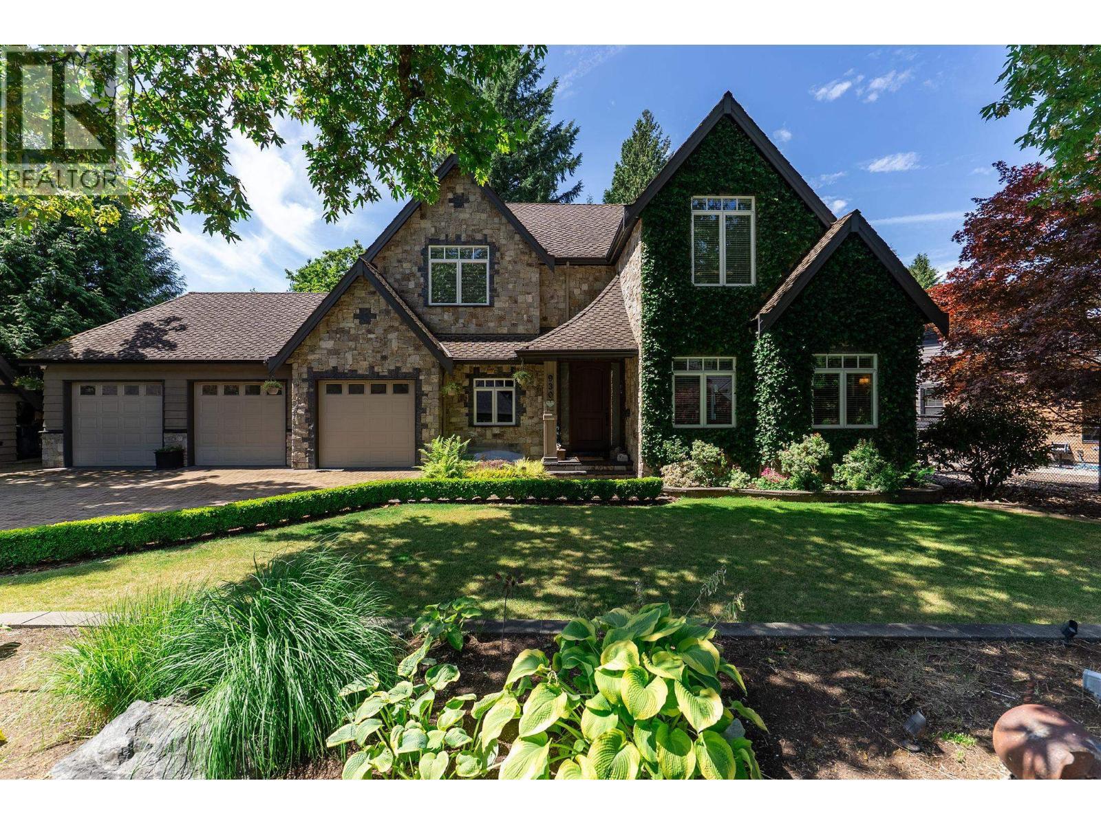 930 Selkirk Crescent, Coquitlam