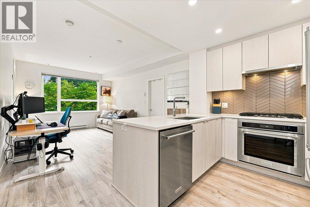 205 717 Breslay Street, Coquitlam