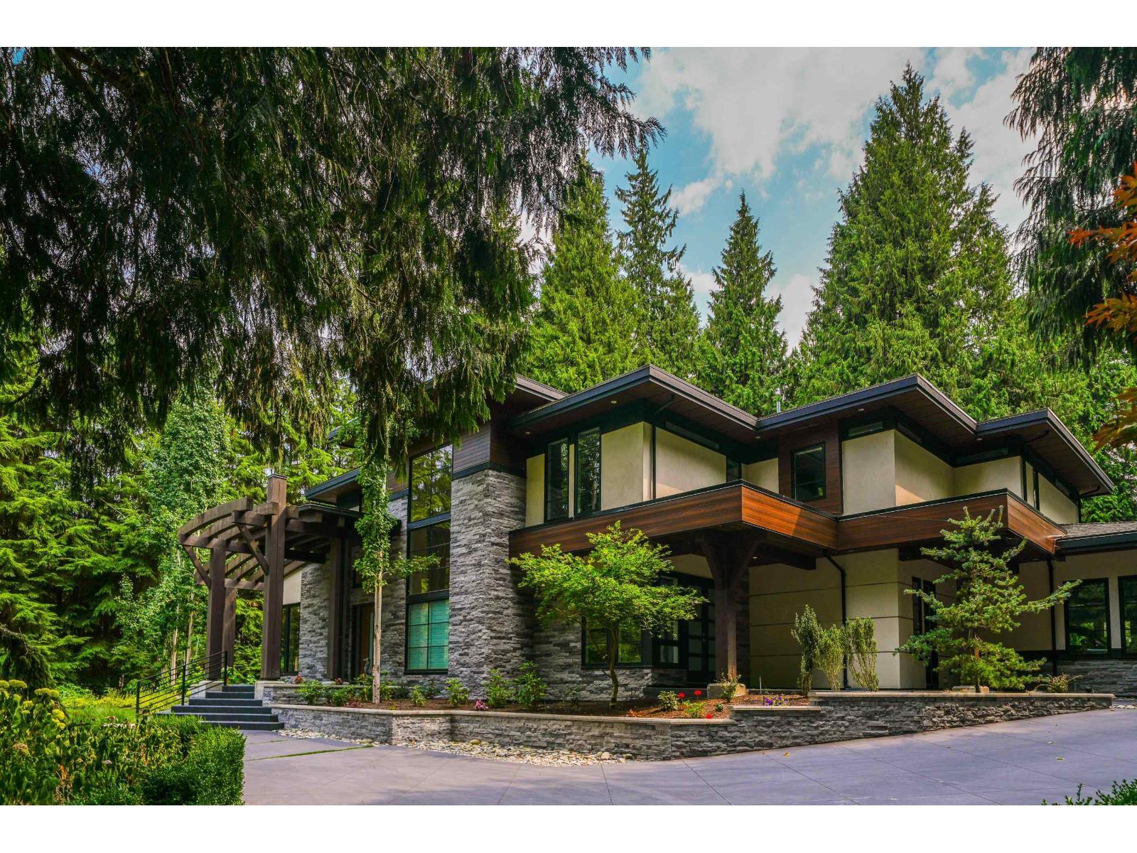 13262 Woodcrest Drive, Surrey