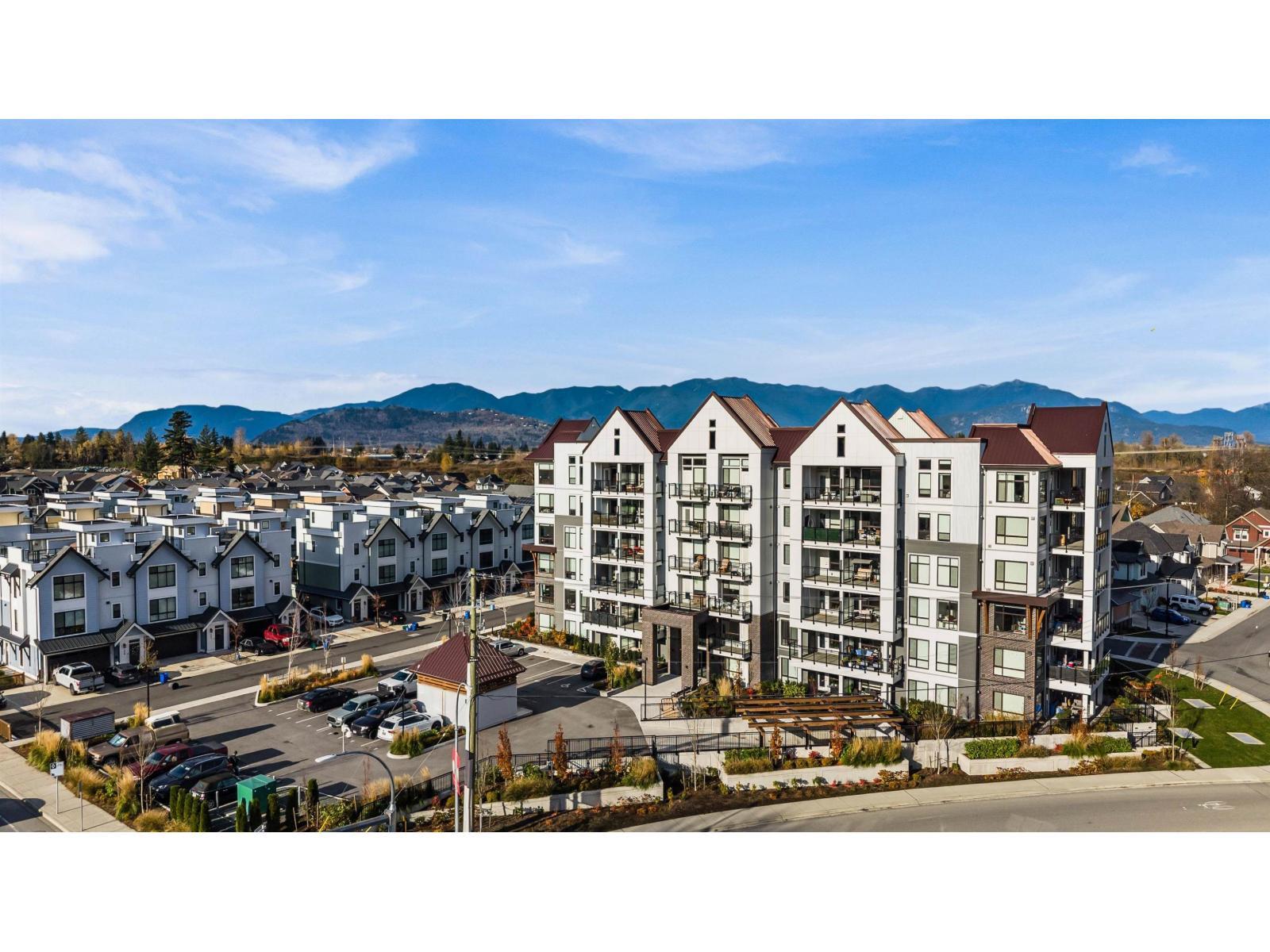 203 6045 Chilliwack River Road, Chilliwack