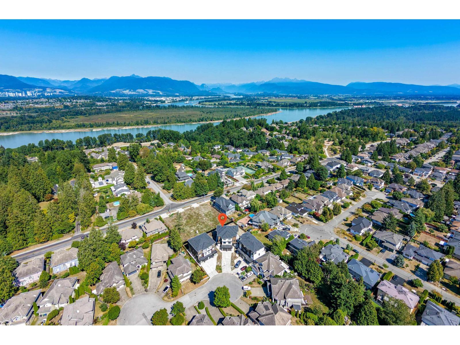 102 15871 111A Avenue, Surrey