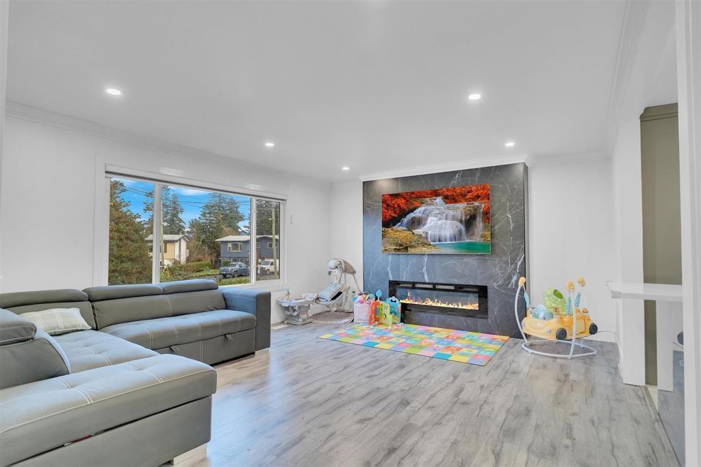 9127 Armitage Street, Chilliwack
