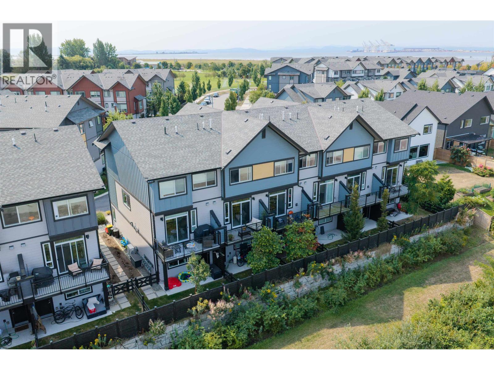 32 4375 Cormorant Way, Delta