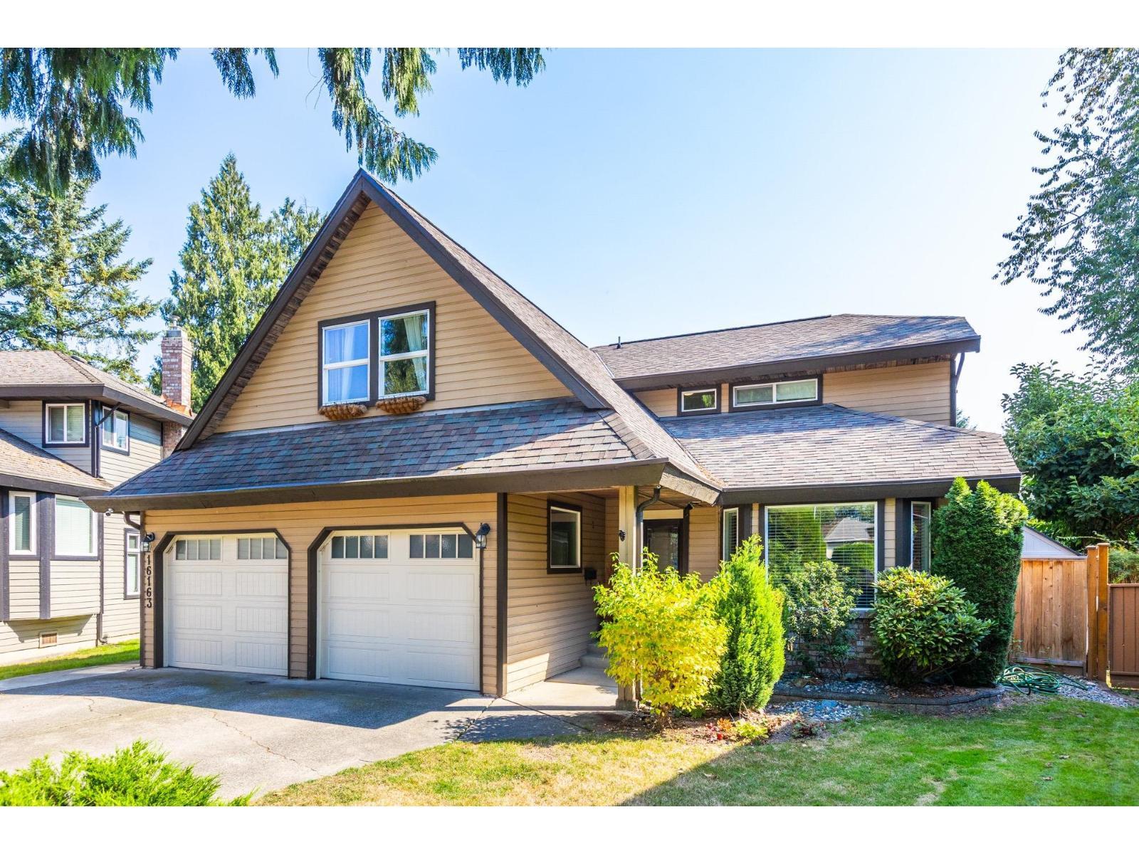 16163 Brookside Grove, Surrey