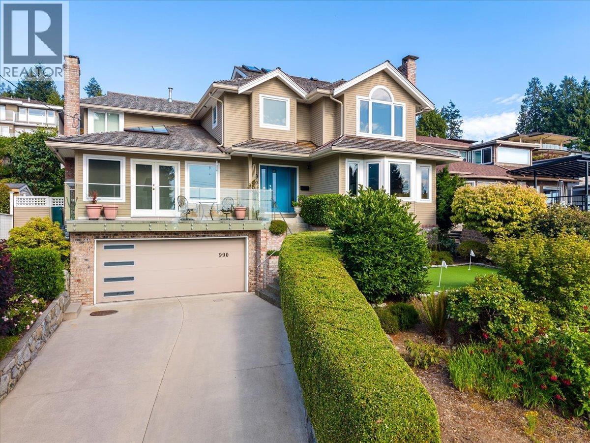 990 Leyland Street, West Vancouver