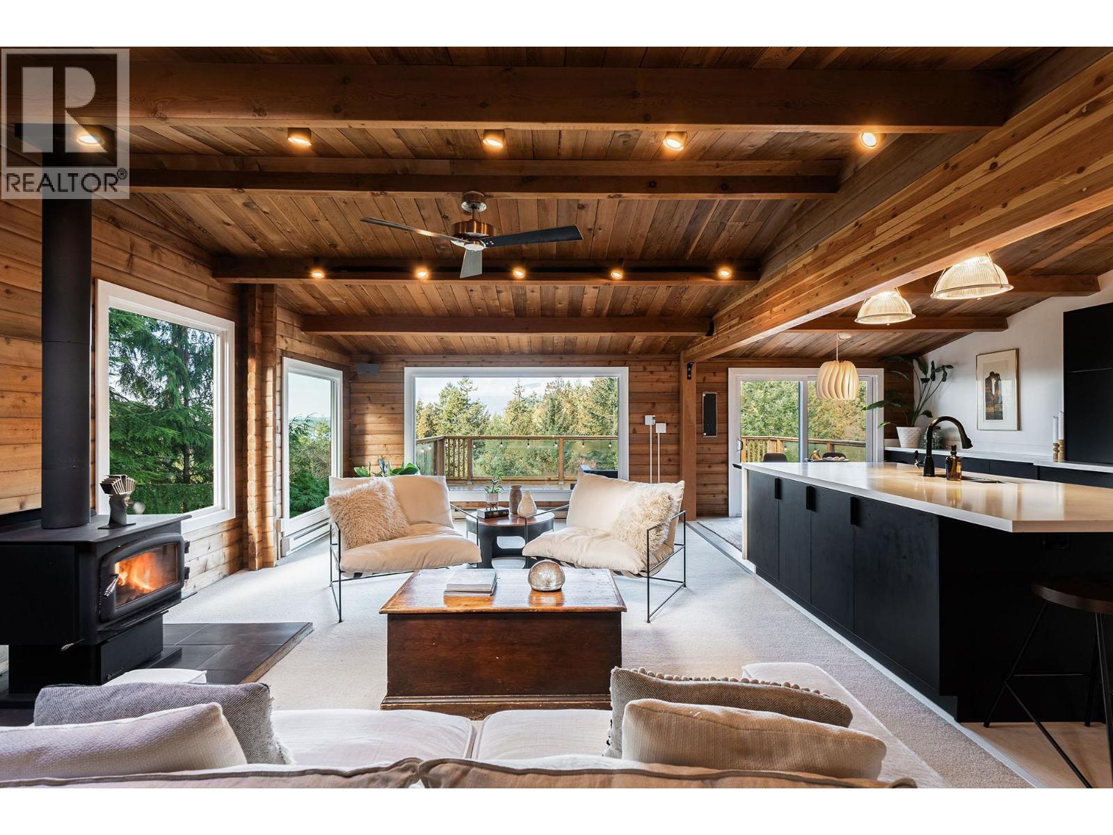 1608 Whitesails Drive, Bowen Island