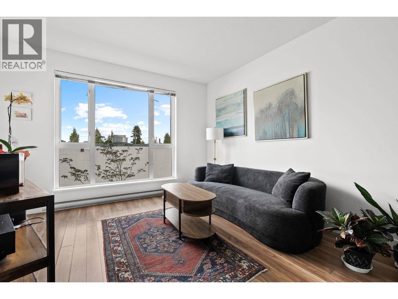 216 5355 Lane Street, Burnaby