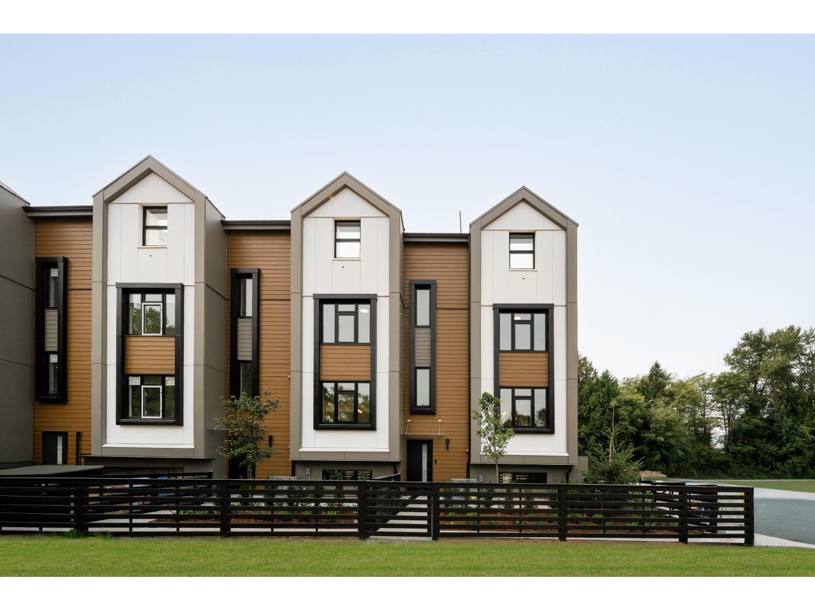 86 16900 18 Avenue, Surrey